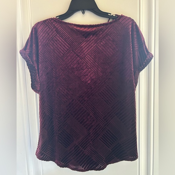 Belle by Belldini Black Cherry Velvet look Top in Size Large - Picture 2 of 2